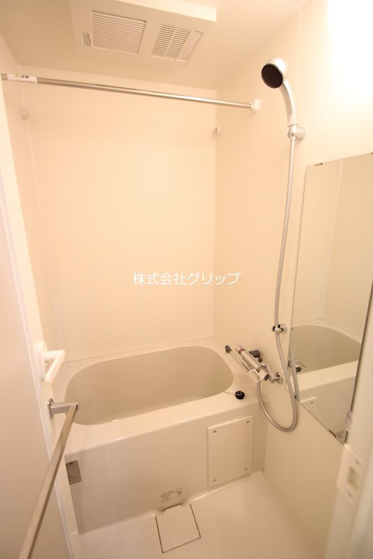 メインステージ横濱鶴見の浴室