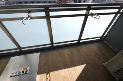 【バルコニー】 | プレサンス新深江ディレット | 暖かな日差しのふりそそぐバルコニー