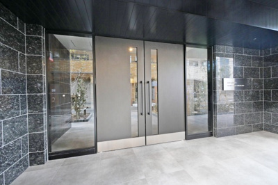 【エントランス】 | プレサンス新深江ディレット | 清潔なエントランスです