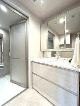 セラード池上の独立洗面台|朝の身支度には欠かせない独立洗面化粧台