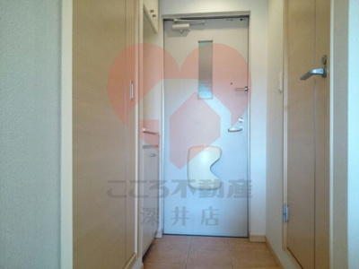 【玄関】 | カレント・レジデンス