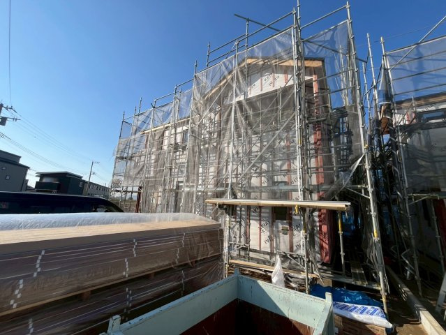 小山市城西　２期の外観|〇２号棟〇
広々主寝室10.5帖！家族のコミュニケーションが増えるリビング階段のある間取りです♪
※2025年10月撮影