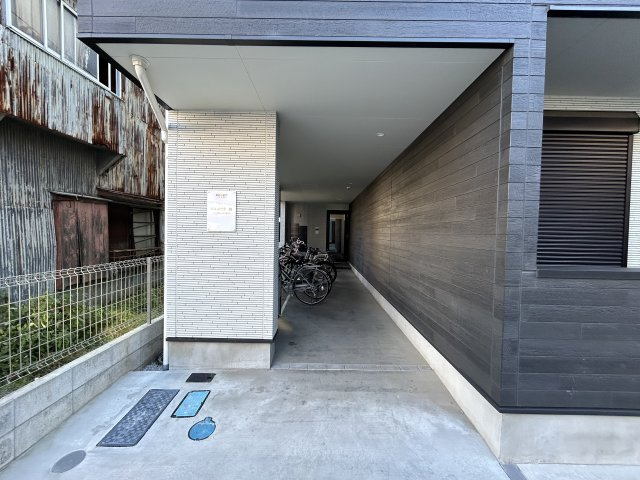 ジュメイラ蕨のエントランス