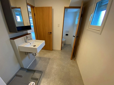 北新宿サマリアマンションの独立洗面台