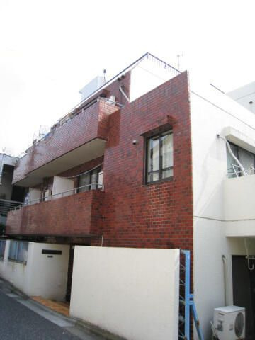 スカイコート新宿