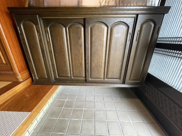 宇高4丁目　中古戸建の玄関|収納力のある下駄箱です。