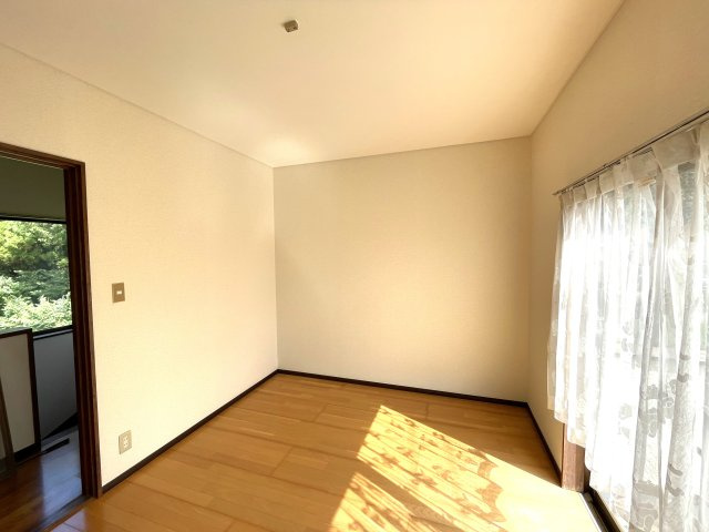 山武市沖渡売り戸建住宅の洋室