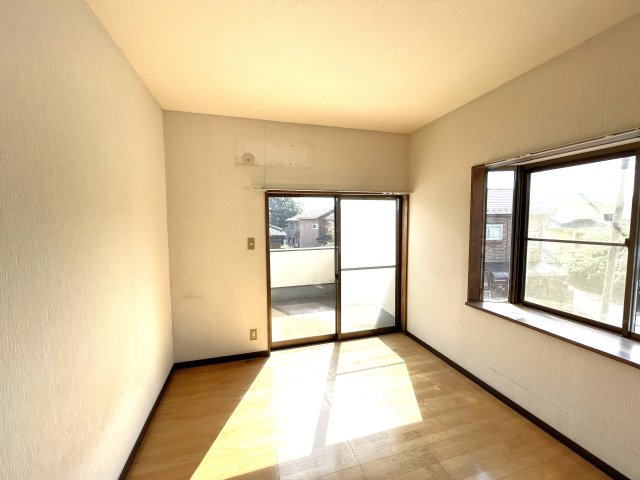 山武市沖渡売り戸建住宅の洋室