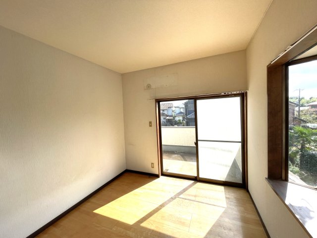 山武市沖渡売り戸建住宅の洋室