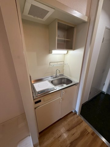 デイグラン上新庄　仲介手数料無料のキッチン