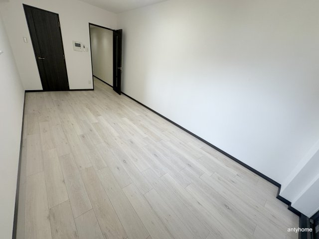 ディナスティ松屋町Ⅱ　仲介手数料無料の寝室