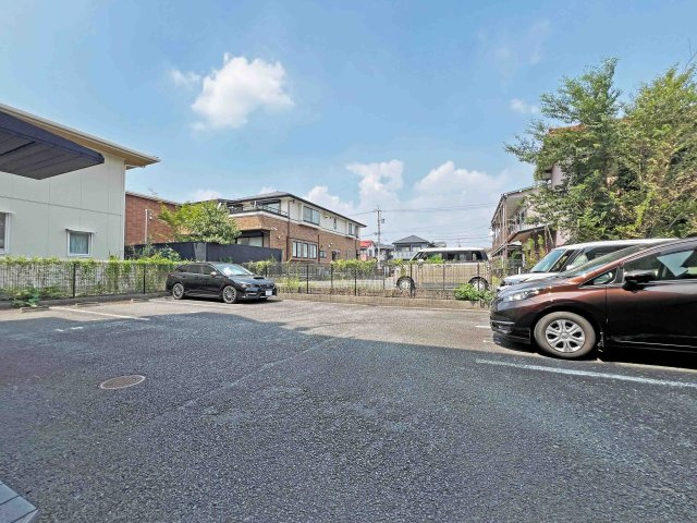 アムール正保の駐車場