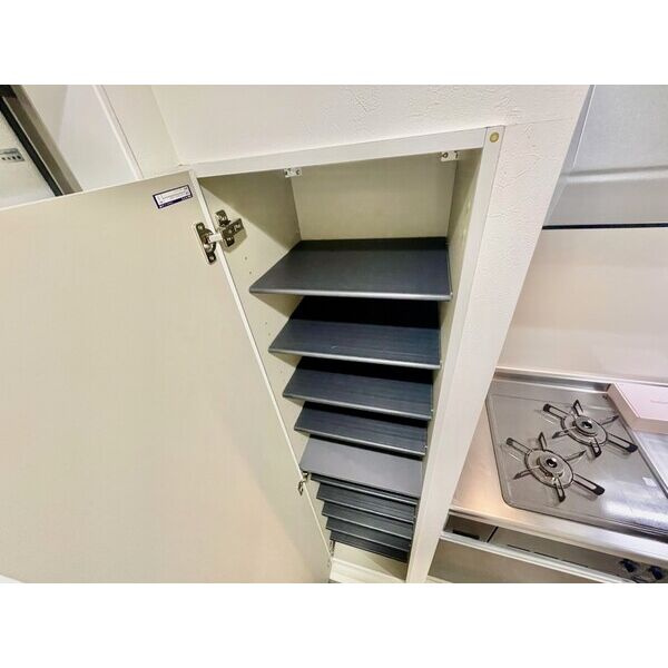 アズベル外新町(アズベルソトシンチョウ)　名古屋市賃貸　仲介手数料無料の玄関