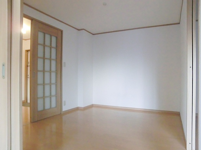 カーサ山本の洋室|全室オールフローリング。