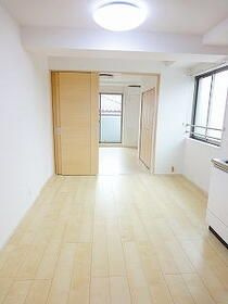 ラ・ルーチェの居間・リビング