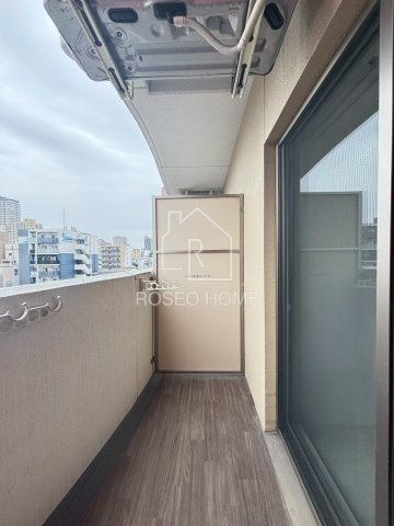 ミュプレ北浜EAST(旧名称　SEST北浜)のバルコニー