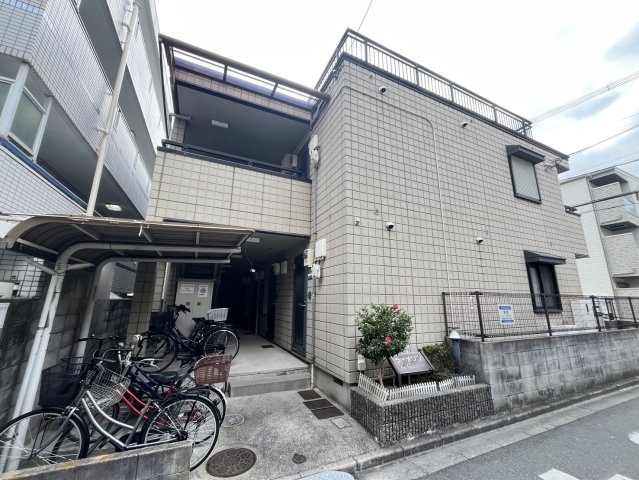 ラ・メゾン ( 近畿大学 一人暮らし )の外観