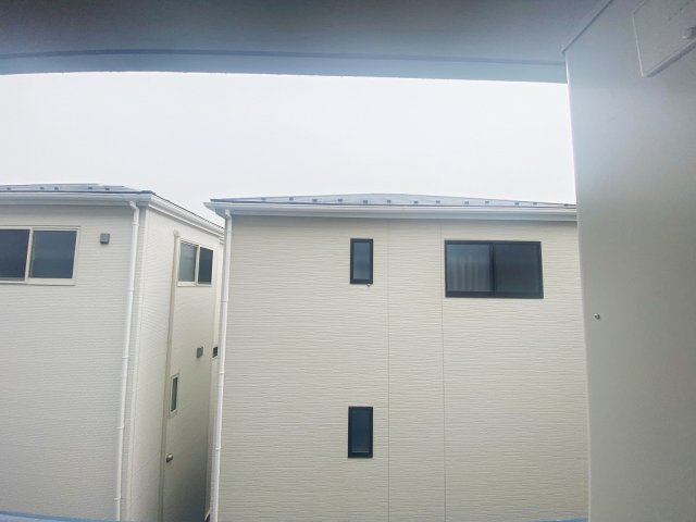 西浦和ガーデンのエントランス