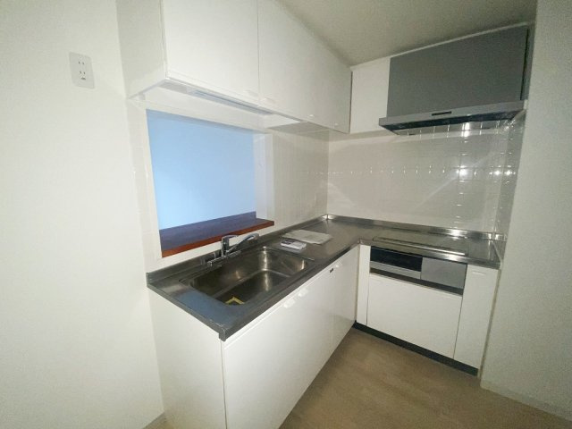 西浦和ガーデンのキッチン|別号室の参考写真です。