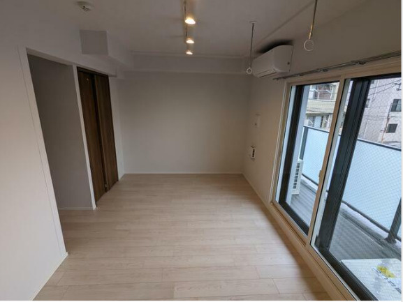 ルネサンスコート上北沢Frontの居間・リビング