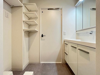 【洗面所】 | モンファイエ西川口