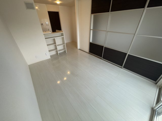 A　STEPの居間・リビング|※室内画像は別号室のもの