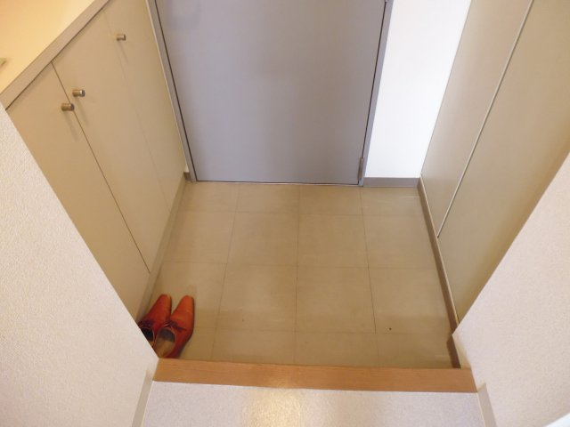ウエストハウスINLaniの玄関