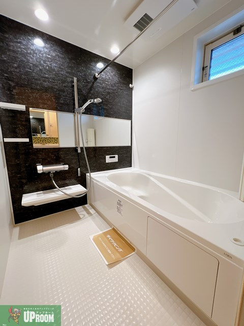 グランシャリオ篠木の浴室