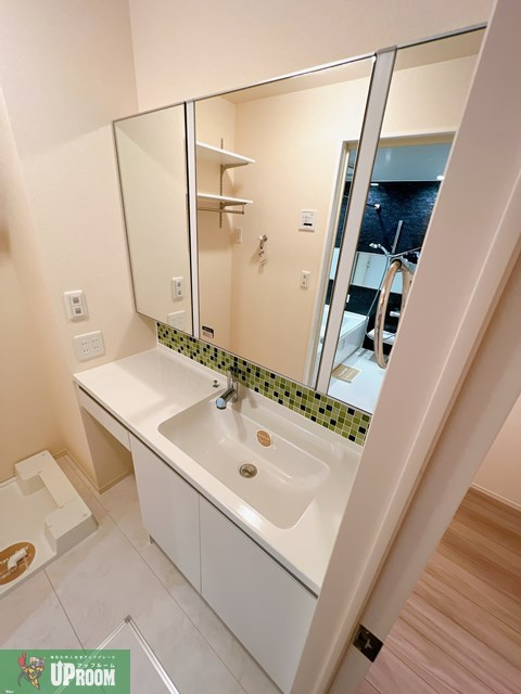 グランシャリオ篠木の洗面所