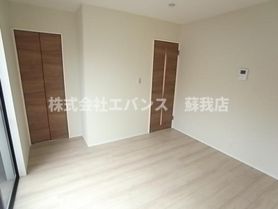 【寝室】 | リヴェール寒川 | ゆとりの広さです