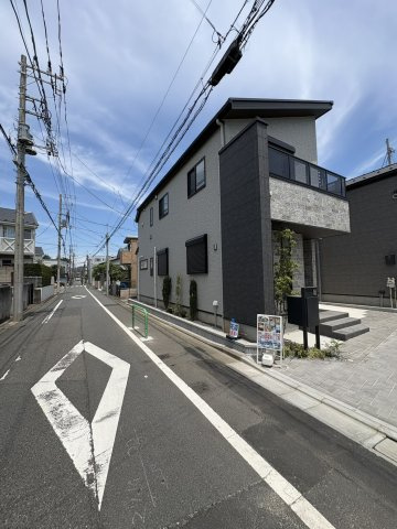 練馬区富士見台１丁目新築戸建の前面道路含む現地写真