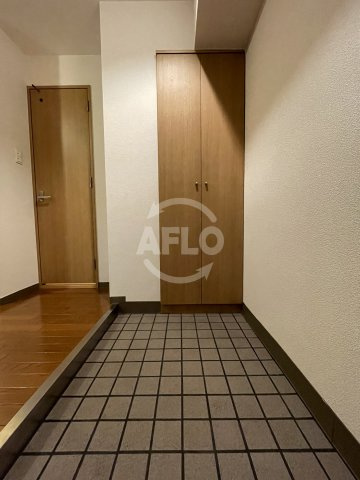 ロイヤルヒルIの玄関|ロイヤルヒルI　玄関