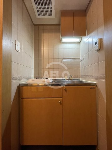 ロイヤルヒルIのキッチン|ロイヤルヒルI　キッチン