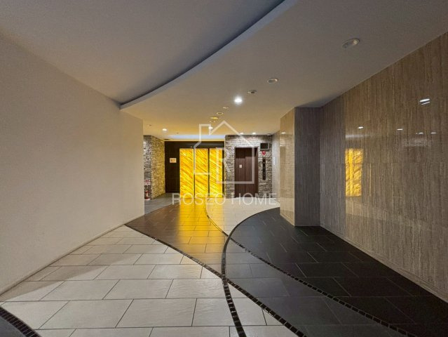 ミュプレ北浜EAST(旧名称　SEST北浜)のエントランス