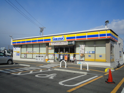 【周辺】 | ディモア・ルーチェ | ミニストップ四日市蒔田2丁目店まで812ｍ