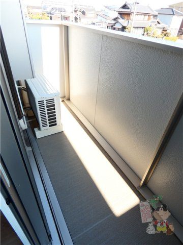 セレストブルーのバルコニー