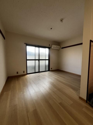 【寝室】 | リトルハイツ