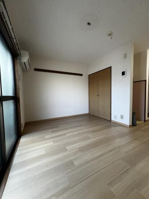 【寝室】 | リトルハイツ