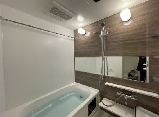 クリスタルガーデン ソレイユの浴室