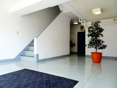 【エントランス】 | 渡部ハイツ