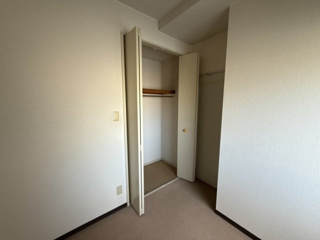朝日プラザ姫路城南サバーブの収納