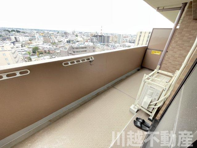 南向き住居　陽当たり・眺望良好！！のバルコニー|内見予約していただくとスムーズなご案内が可能です