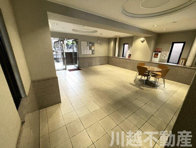 南向き住居　陽当たり・眺望良好！！のロビー|駅やご自宅からの送迎賜ります