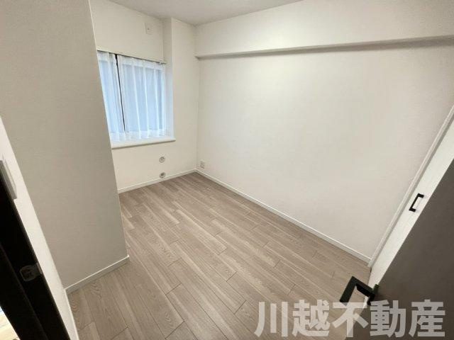 南向き住居　陽当たり・眺望良好！！の洋室|当店は最寄り駅から徒歩圏内です
