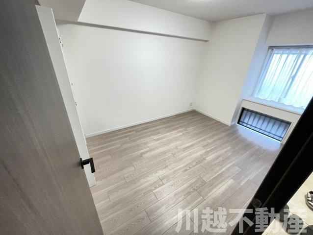 南向き住居　陽当たり・眺望良好！！の洋室|各種金融機関取り扱っています