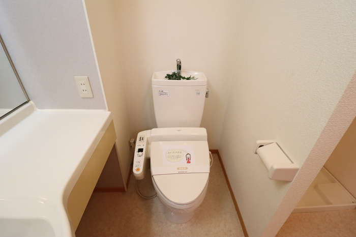 プレミールのトイレ|もちろん温水洗浄暖房便座です