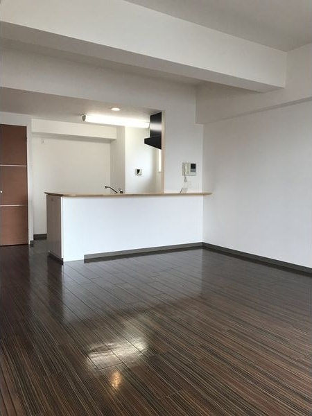 グランデージ泉の居間・リビング