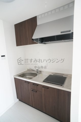 安倉南ガレージハウスのキッチン