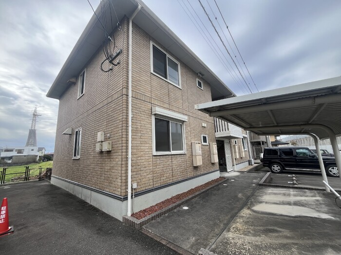 アンプルール A棟