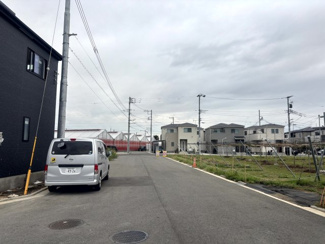 【前面道路含む現地写真】 | 前面道路
